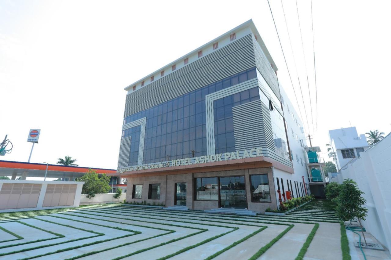 Hotel Ashok Palace Karūr Exterior foto